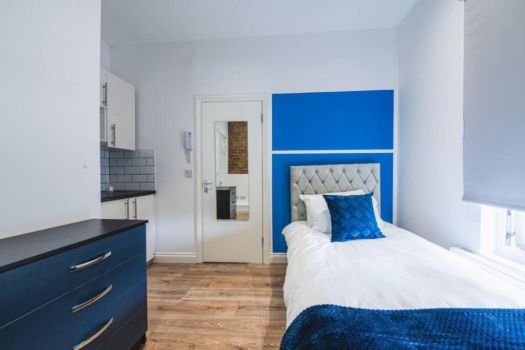 3Beds / 3Baths Close To Portobello Road Лондон Екстер'єр фото