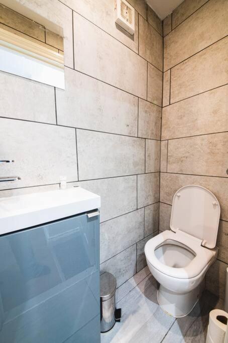 3Beds / 3Baths Close To Portobello Road Лондон Екстер'єр фото